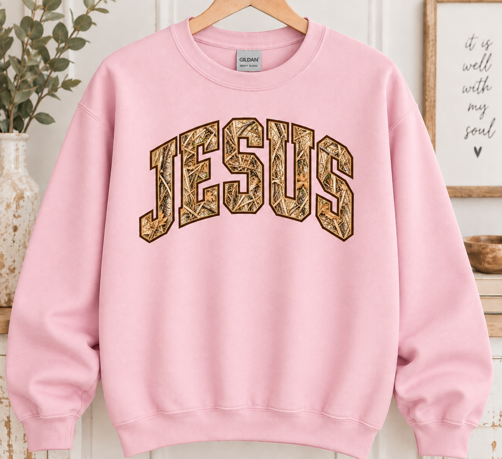 Jesus Camo Gildan sweatshirt - Light Pink